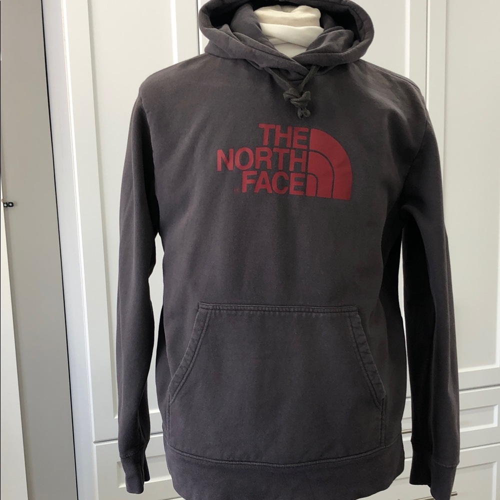 The North Face Men’s XL Gray Pullover Hoodie – Midweight Sweatshirt